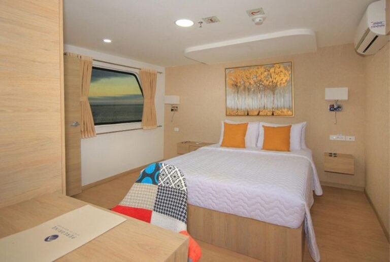 luxury cruise galapagos grand queen beatriz yacht room