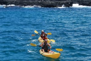 luxury cruise galapagos anahi catamaran tourists