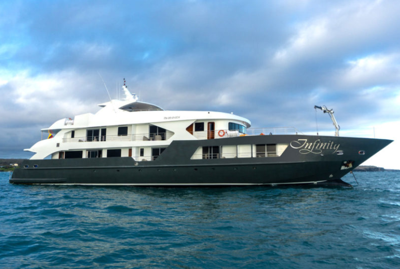 INFINITY - Luxury Cruises Galapagos
